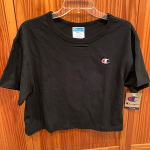 Woman Champion black crop t shirt